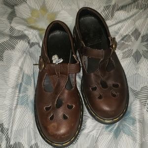 DR Martin Brown leather sandals